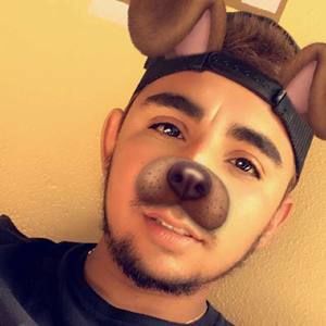 Meet your Posher, Carlos